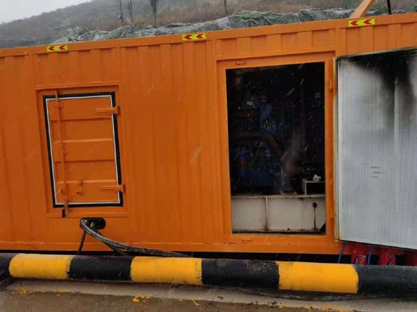 赛罕发电机出租 柴油发电机组电压低报警怎么办？
